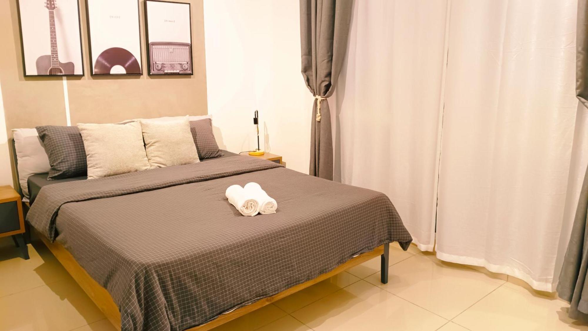 D'putra 1min To Ioimall Near Jpo, Senai Airport Apartment