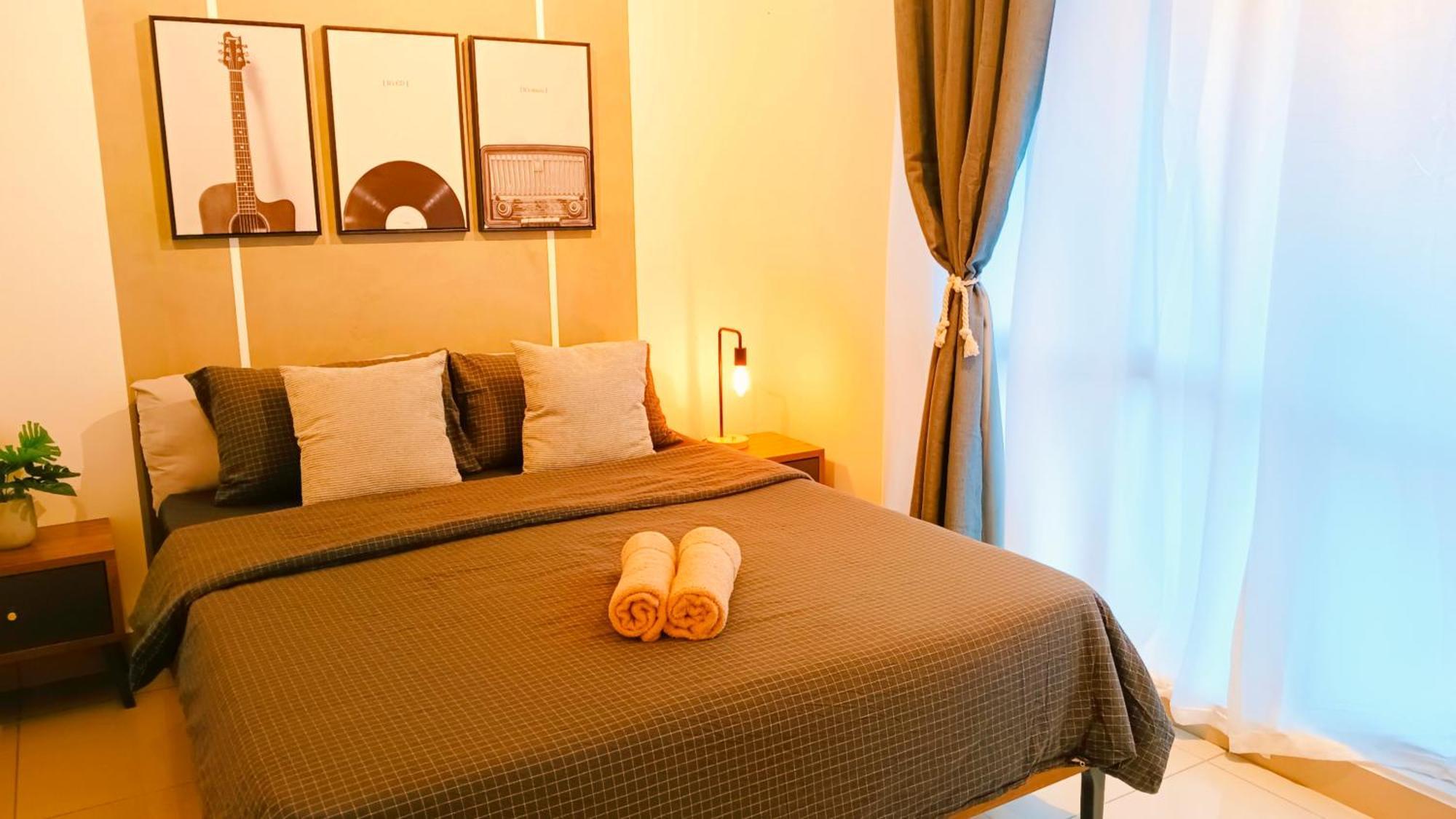 Apartment D'putra 1min To Ioimall Near Jpo, Senai Airport