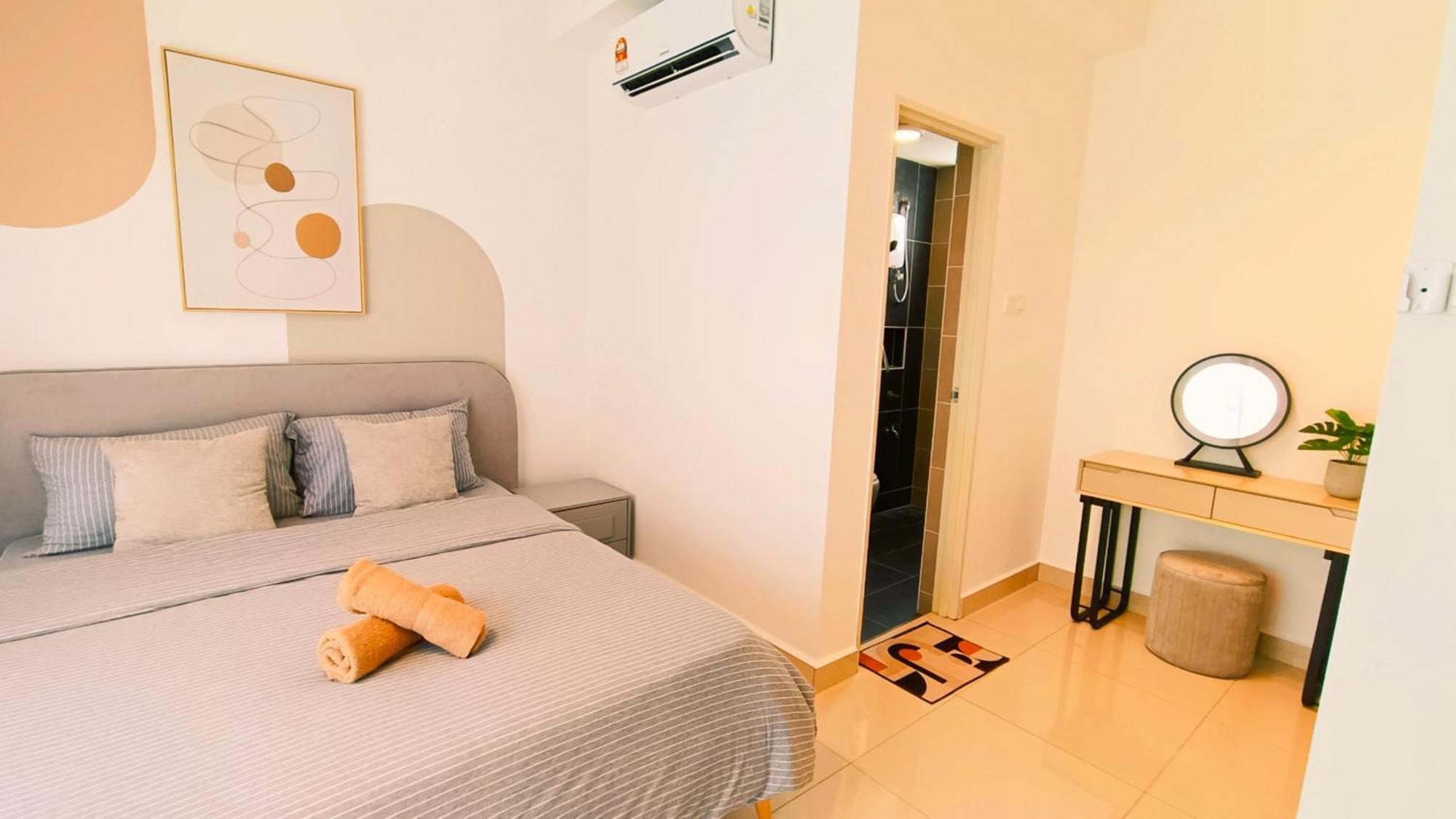 Apartment D'putra 1min To Ioimall Near Jpo, Senai Airport