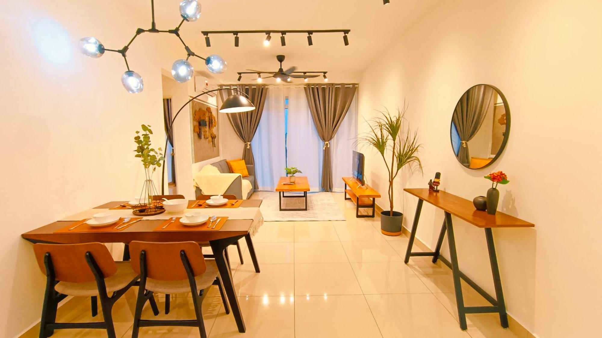 D'putra 1min To Ioimall Near Jpo, Senai Airport *